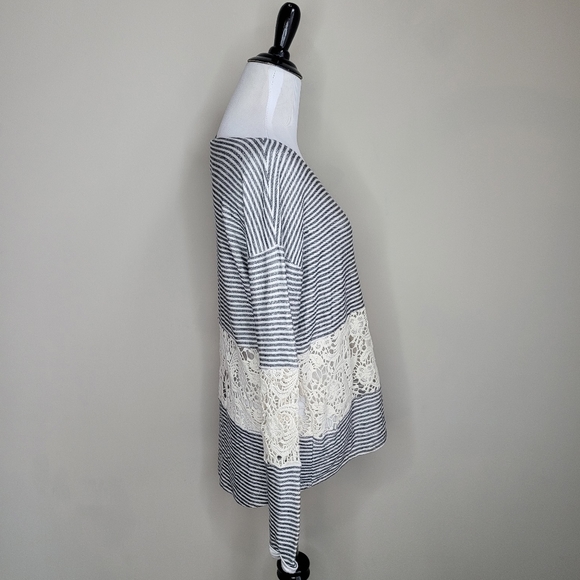 Blu Pepper black cream striped crochet top - Picture 4 of 8